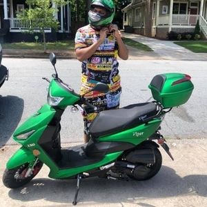 Meet your Posher, Enrique